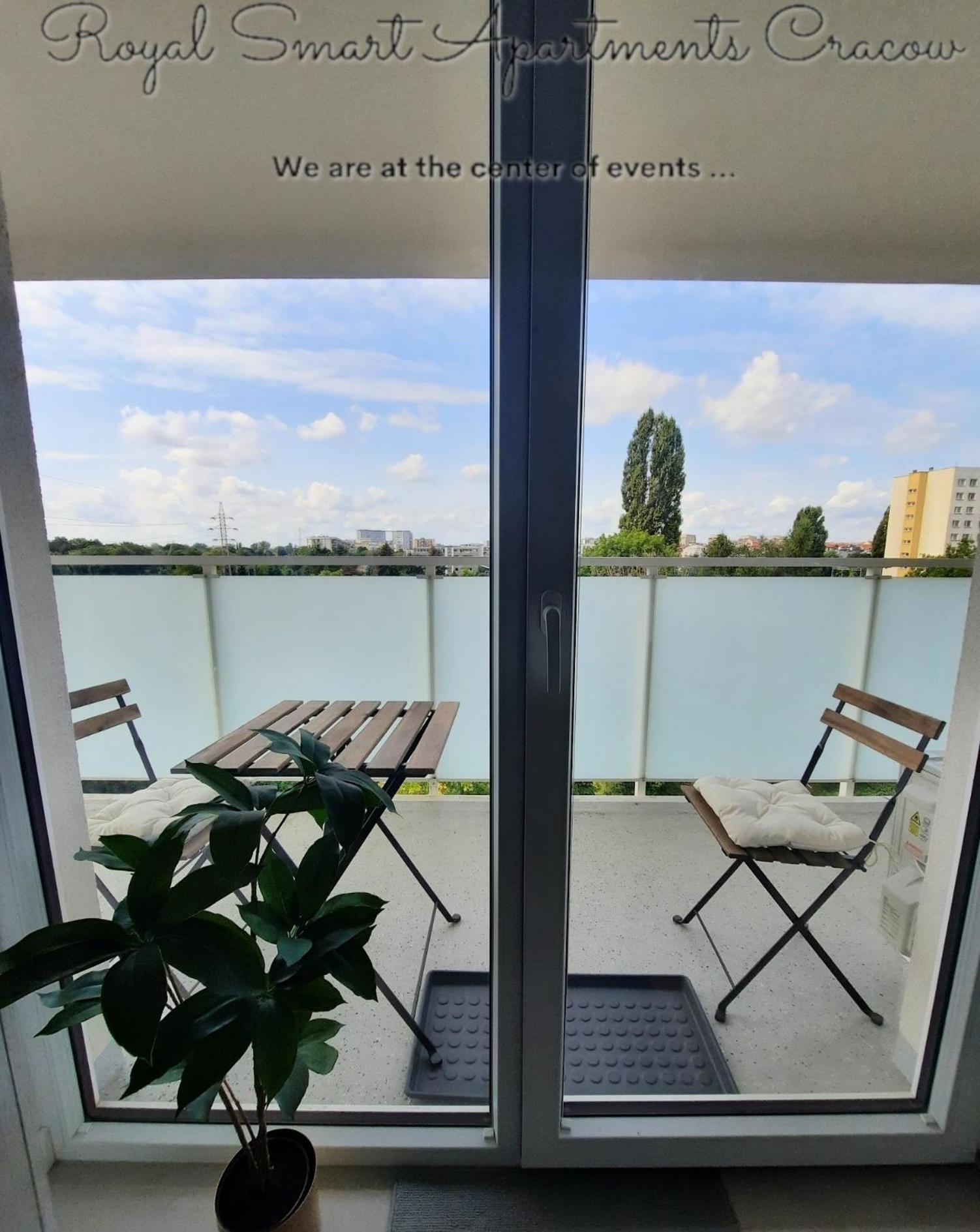 Royal Smart Apartments Cracow Cracovie Extérieur photo